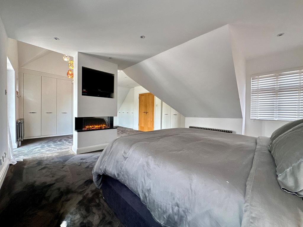 Primary bedroom suite