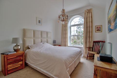 3 bedroom apartment for sale, Montague Close, Wokingham RG40