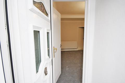 2 bedroom terraced house to rent, Winifred Street, Warrington, WA2