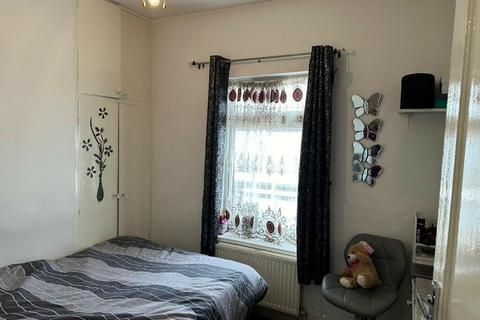 3 bedroom terraced house for sale, Salisbury Road, Southall UB2