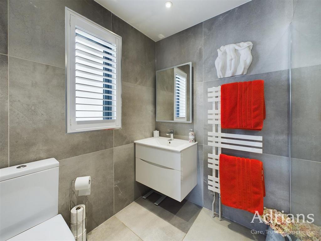 En suite shower /