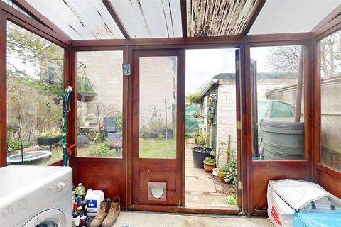 103 Nether Priors, Basildon, SS14 1LS