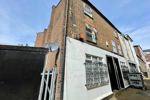 8 bedroom end of terrace house for sale, Barbers Lane, Luton, Bedfordshire, LU1 2HZ