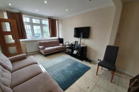 4 bedroom semi-detached house for sale, Pendell Avenue, Hayes UB3