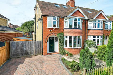 4 bedroom semi-detached house for sale, Fernbrook Road, Caversham Heights
