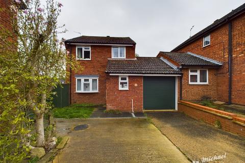4 bedroom link detached house for sale, Sewell Close, Aylesbury, Buckinghamshire
