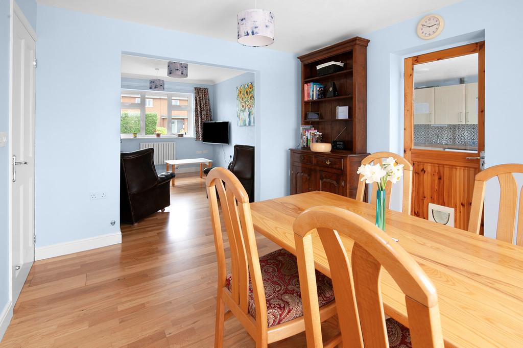 Dining &amp; Family Room