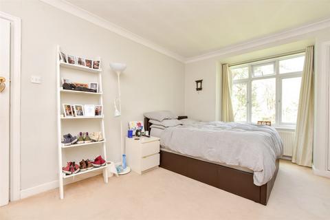 2 bedroom flat for sale, Doran Drive, Reigate, Surrey