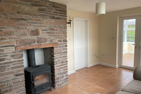 3 bedroom detached house to rent, Myarth View, Bwlch, Brecon