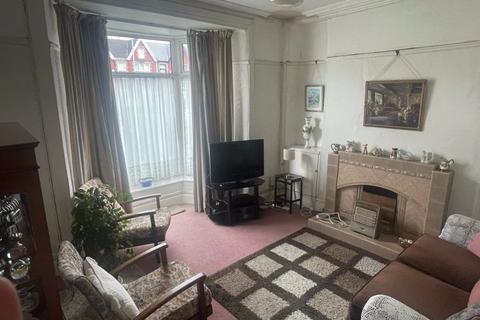 3 bedroom end of terrace house for sale, Gnoll Park Road, Neath, SA11 3DG