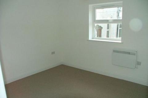 2 bedroom property for sale, Cross Street, Abergavenny