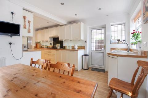 5 bedroom detached house for sale, Hurst Road, Bexley