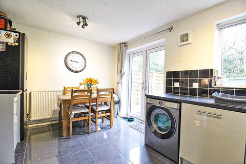 17 Daffodil Close, Dudley, DY3 1DT