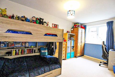 17 Daffodil Close, Dudley, DY3 1DT