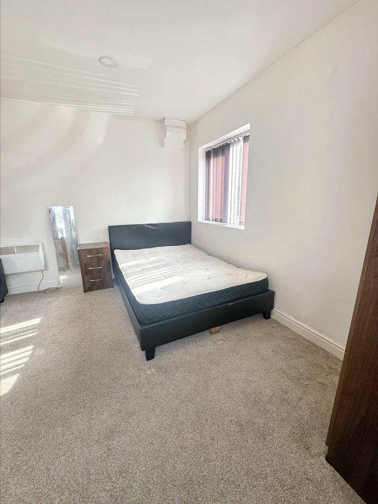 Gladstone Avenue, Loughborough LE11 1 bed ground floor flat to rent £