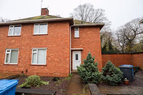 4 bedroom semi-detached house to rent, Mottram Close, Norwich