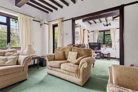 5 Brambledown Road, South Croydon, CR2 0BN