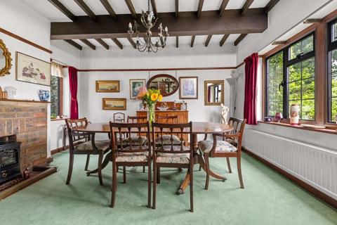 5 Brambledown Road, South Croydon, CR2 0BN