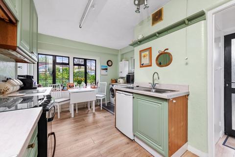 5 Brambledown Road, South Croydon, CR2 0BN