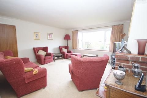 4 bedroom detached house for sale, Court Barn Close, Lee-On-The-Solent