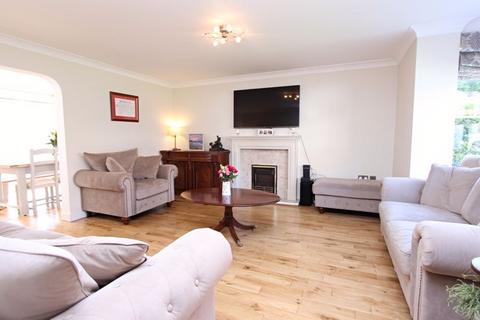 39 Blunt Road, Beggarwood, Basingstoke, RG22 4SS