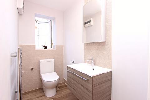 39 Blunt Road, Beggarwood, Basingstoke, RG22 4SS