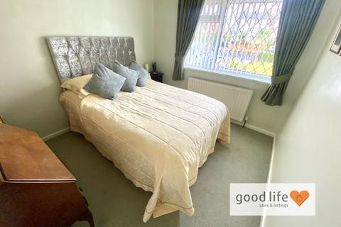 2 bedroom semi-detached bungalow for sale, Lynwood Avenue, Sunderland SR4