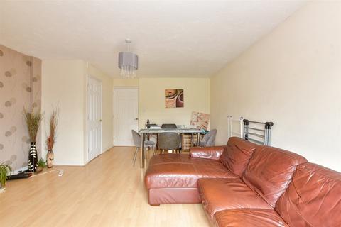 3 bedroom end of terrace house for sale, Farne Drive, Wickford, Essex