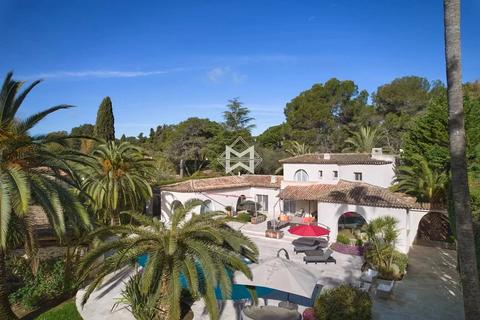 4 bedroom villa, Mougins, 06250, France