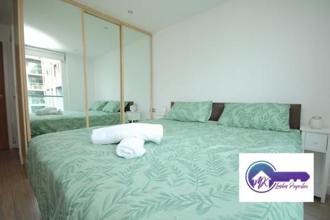 2 bedroom flat to rent, London EC1V