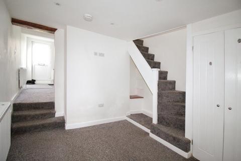2 bedroom terraced house for sale, London Road, Spalding, PE11 2TW
