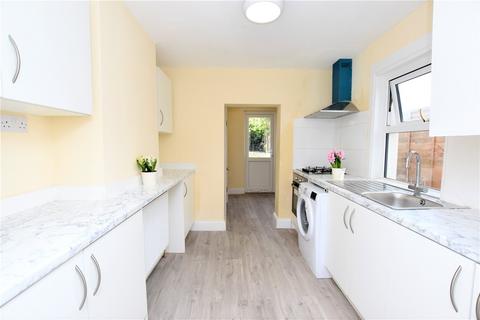 3 bedroom terraced house for sale, Westgate Road, London, SE25