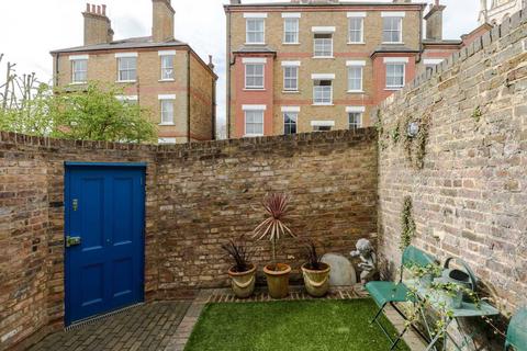 2 bedroom end of terrace house for sale, Christchurch Hill, London