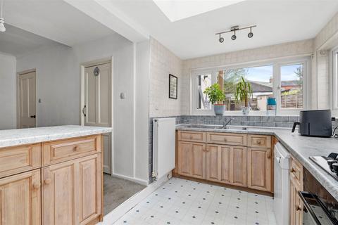 3 bedroom end of terrace house for sale, London Road, Worcester