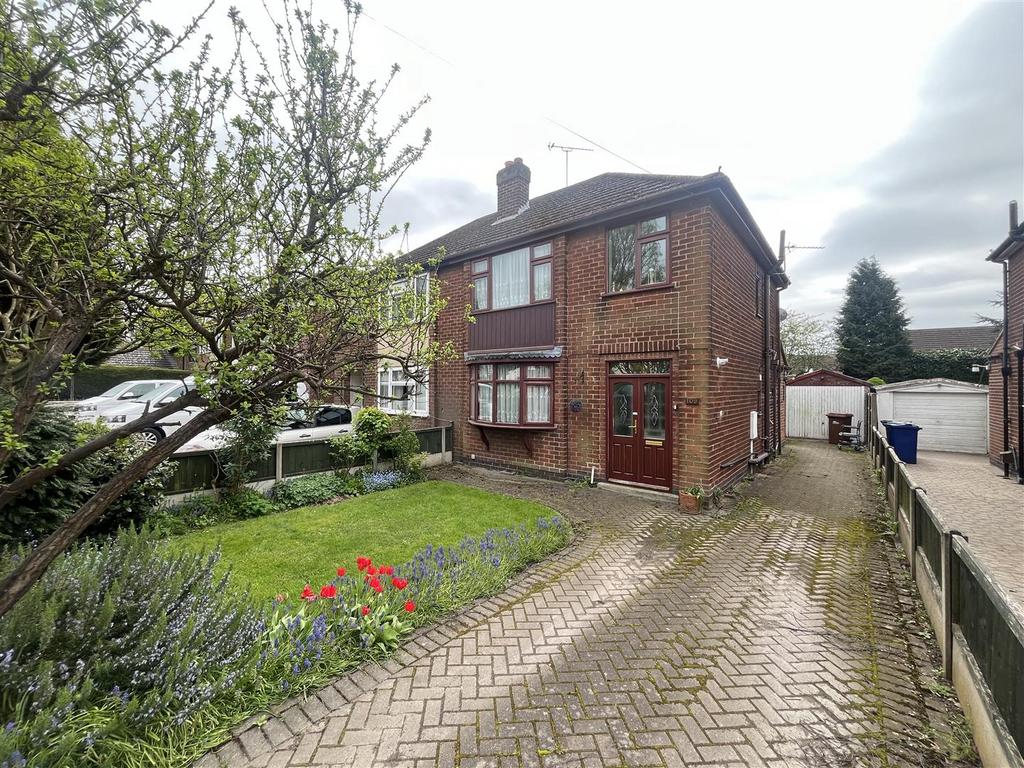 Burton Road, BurtonOnTrent DE14 3 bed semidetached house for sale