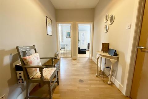 2 bedroom flat for sale, Prince Of Wales Terrace, Scarborough