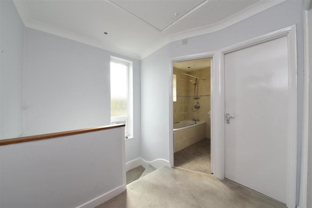 39 Mansfield Pic 5.jpg