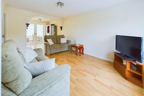 3 bedroom townhouse for sale, Southfield Close, Walsall WS9