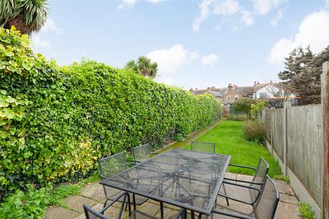 3 bedroom terraced house for sale, Victoria Street, Whitstable