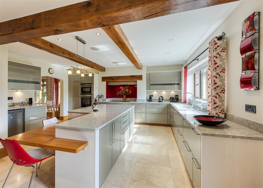 Meadowcroft kitchen1.jpg