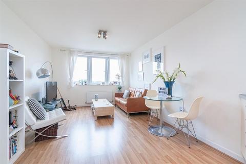 1 bedroom flat to rent, Dalston, London, E8