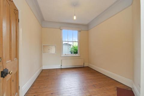 3 bedroom terraced house for sale, Magdalens Road, Ripon