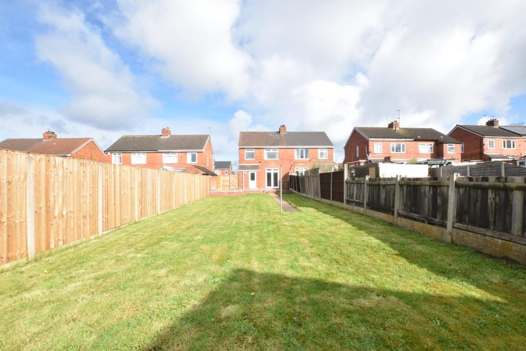 Burringham Road, Scunthorpe 3 bed semidetached house for sale £175,000