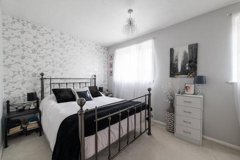 46 Woodfall Drive, Crayford, Dartford, DA1 4TP