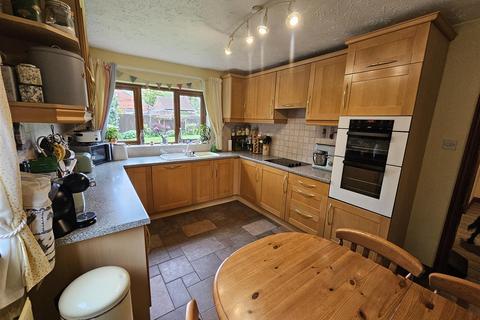 4 bedroom detached house for sale, Beckland Hill, Newark NG22