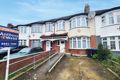 3 bedroom terraced house for sale, Madeira Road, Palmers Green, London N13