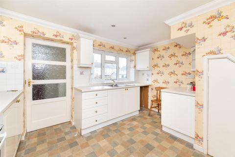 69 Church Close, Pool In Wharfedale, Otley, LS21 1LW