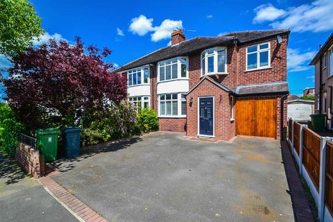 4 bedroom semi-detached house to rent, Oakfield Road, Copthorne, Shrewsbury