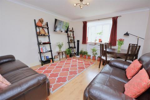 Flat 16, Lime Court, 1 Lewis Road, Mitcham, CR4 3LS