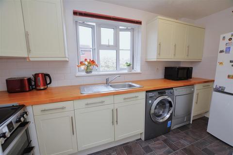 Flat 16, Lime Court, 1 Lewis Road, Mitcham, CR4 3LS